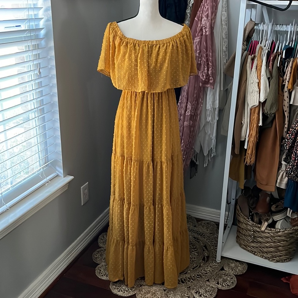 Swiss dot Maxi